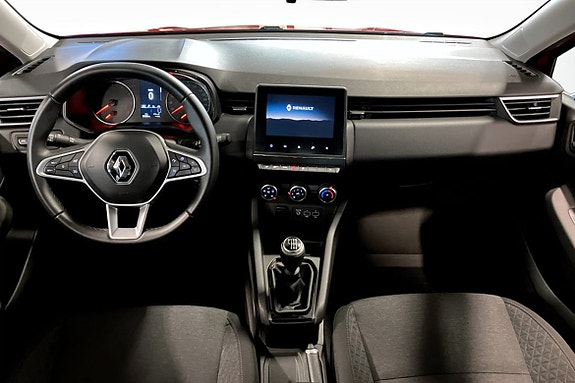 Renault Clio 8 of 19
