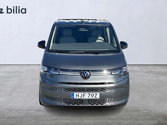 Volkswagen Multivan 2 of 27