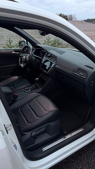 Volkswagen Tiguan 5 of 5