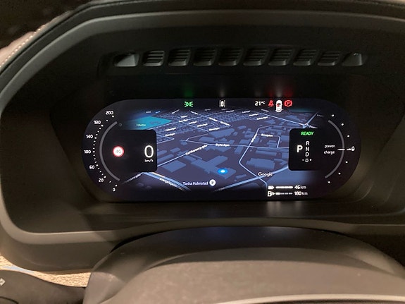 Volvo XC90 12 of 16