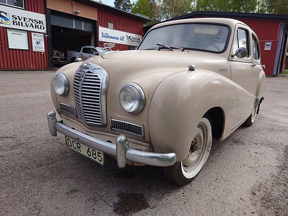 Austin A40 2 of 5