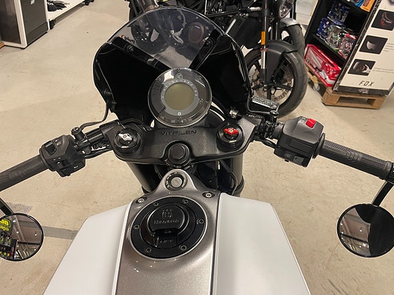 Husqvarna 401 Vitpilen 285 mil 5 of 5