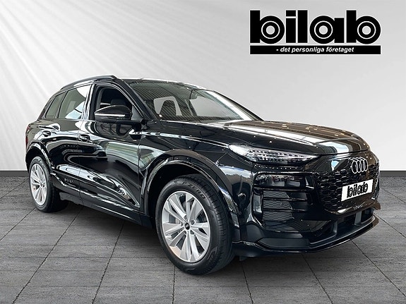 Audi Q6 e-tron 2 of 11