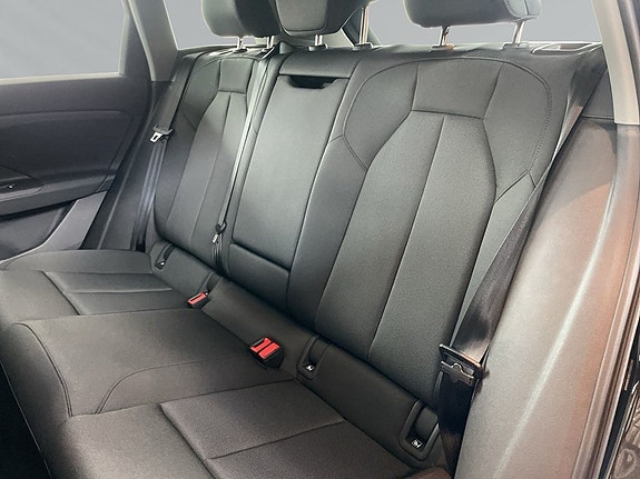 Audi Q6 e-tron 8 of 11