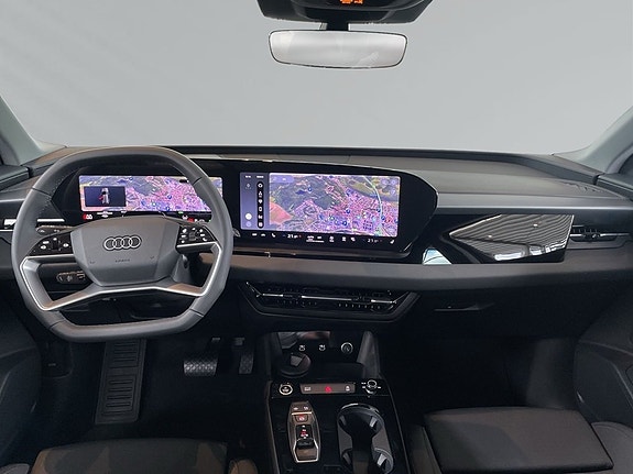 Audi Q6 e-tron 7 of 11