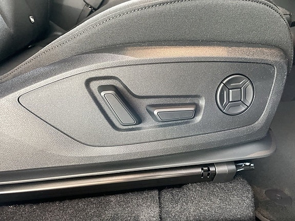 Audi Q6 e-tron 10 of 11
