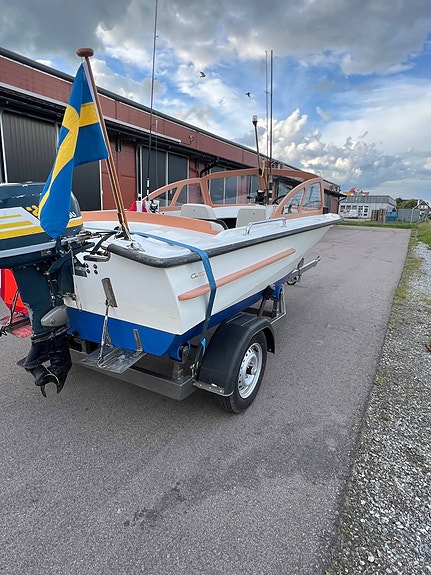 Båt 4 of 8
