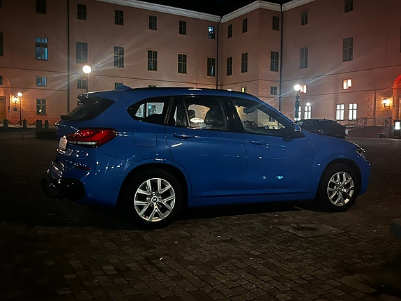 BMW X1 4 of 4