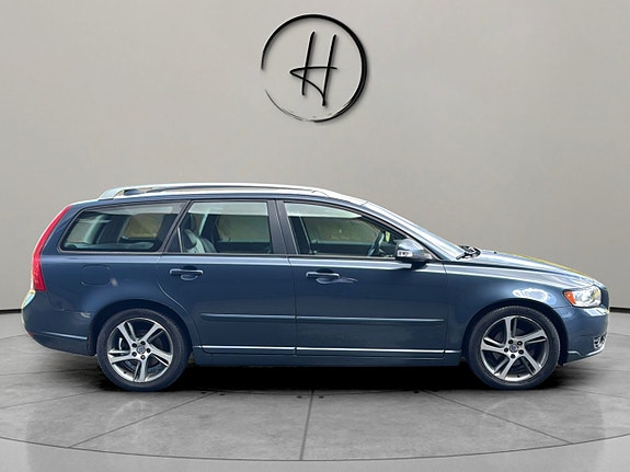 Volvo V50 8 of 10
