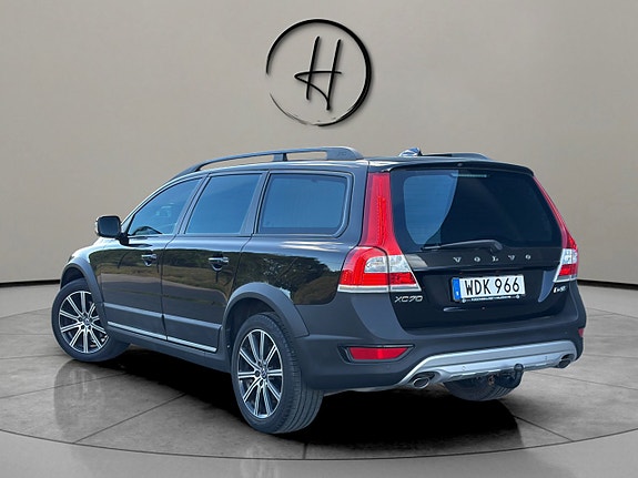 Volvo XC70 5 of 11