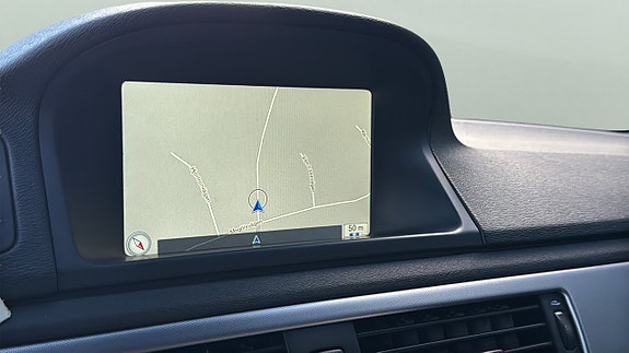 Volvo XC70 11 of 11
