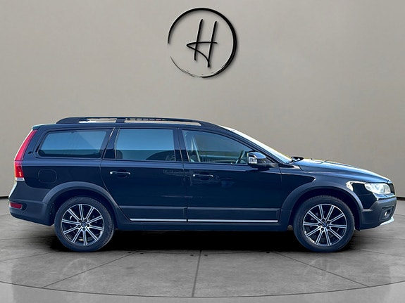 Volvo XC70 8 of 11