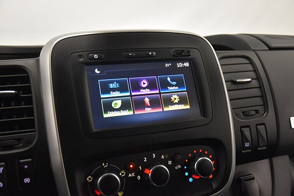 Renault Trafic 14 of 18