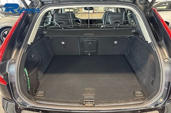 Volvo XC60 12 of 17