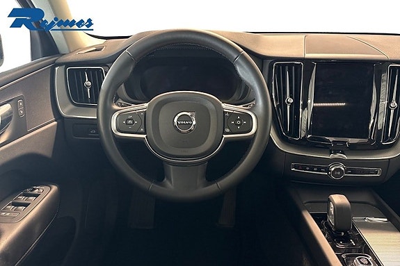 Volvo XC60 7 of 17