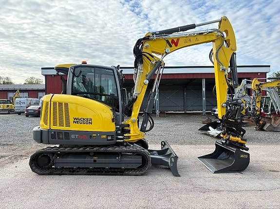 Wacker Neuson ET65 2 of 4