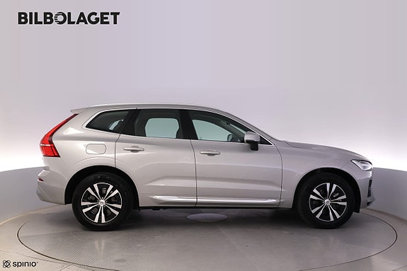 Volvo XC60 2 of 5