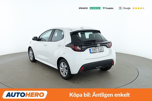 Toyota Yaris 3 of 30
