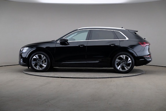 Audi Q8 e-tron 4 of 5