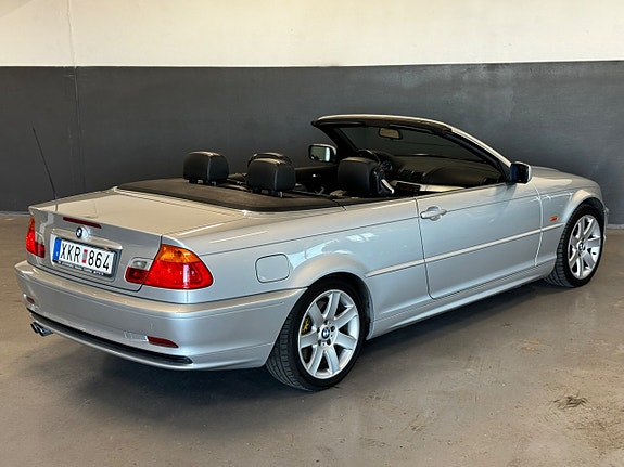 BMW 330Ci 22 of 30