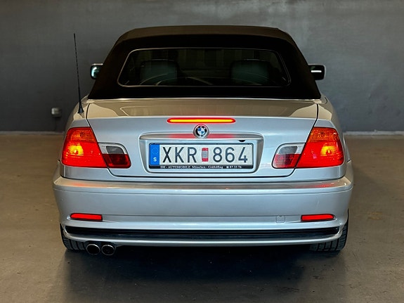 BMW 330Ci 17 of 30