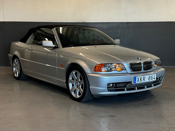 BMW 330Ci 10 of 30