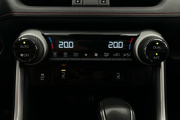 Toyota RAV4 Plug-in Hybrid 18 of 25