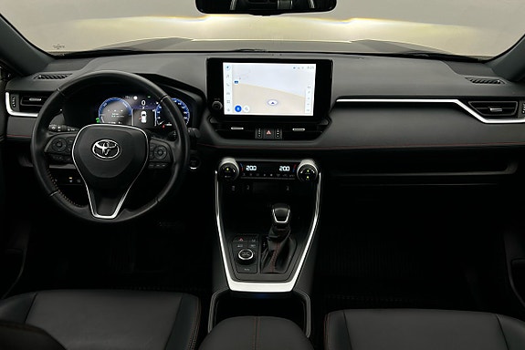 Toyota RAV4 Plug-in Hybrid 6 of 25