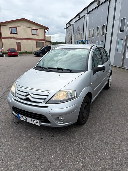 Citroen C3 2 of 4