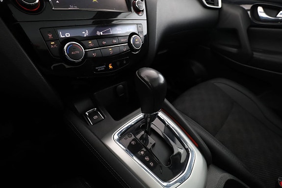 Nissan Qashqai 24 of 30