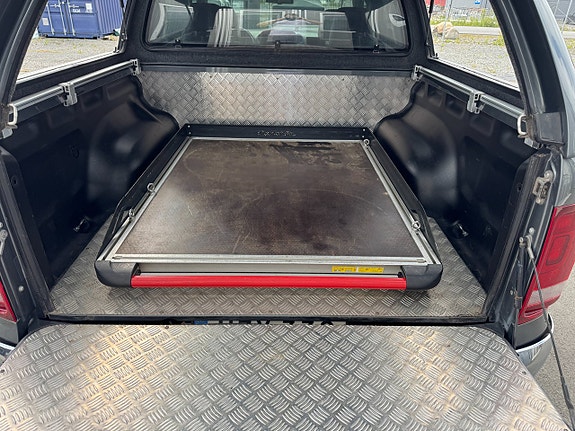 Volkswagen Amarok 24 of 27
