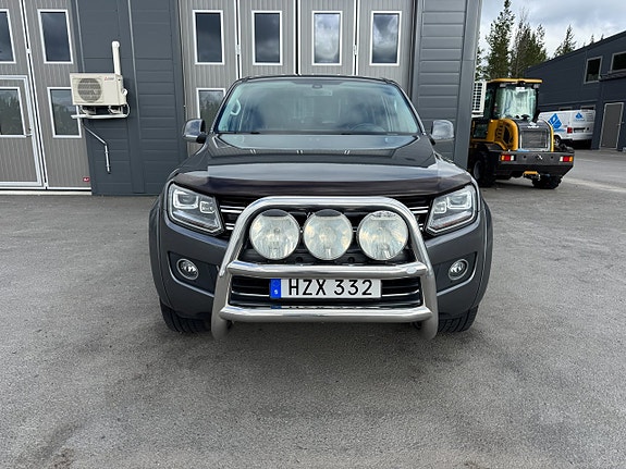 Volkswagen Amarok 8 of 27