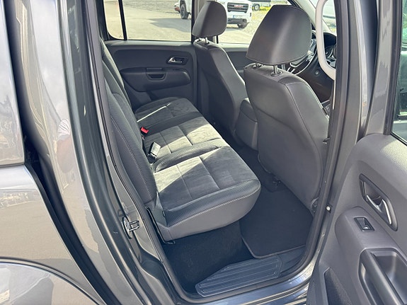 Volkswagen Amarok 11 of 27