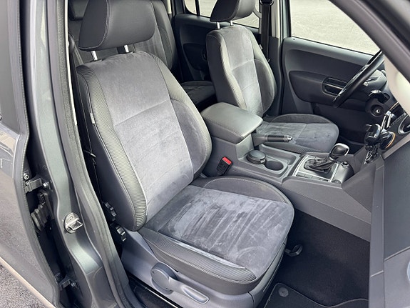 Volkswagen Amarok 13 of 27