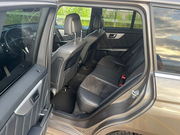 Mercedes-Benz GLK220 5 of 5