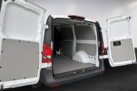 Mercedes-Benz eVito 112 19 of 22