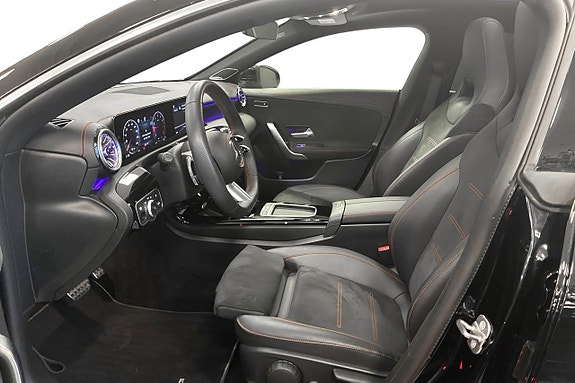 Mercedes-Benz CLA200 7 of 11