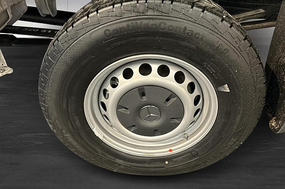 Mercedes-Benz Sprinter 319 3 of 16