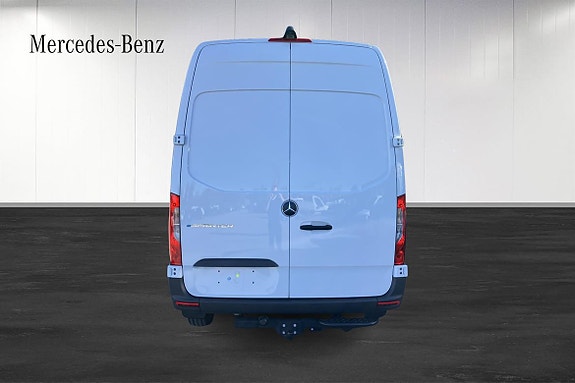 Mercedes-Benz eSprinter 314 11 of 13