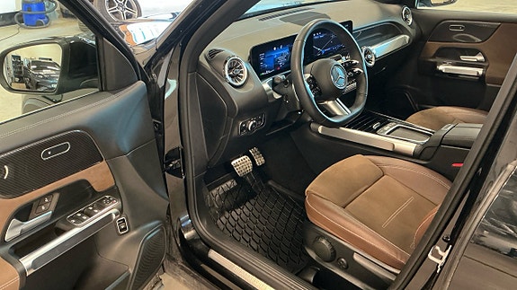 Mercedes-Benz GLB220 d 6 of 6