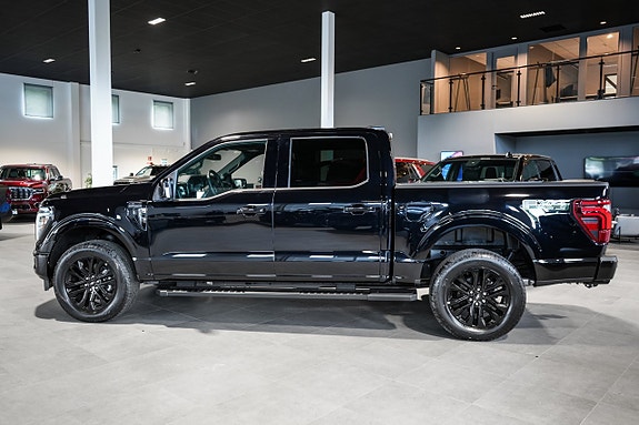 Ford F-150 4 of 5