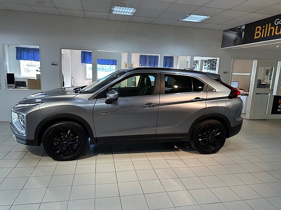 Mitsubishi Eclipse Cross 2 of 5