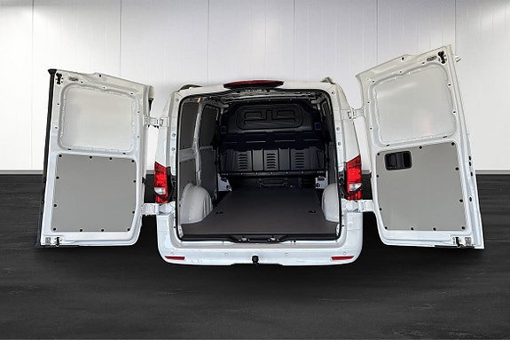 Mercedes-Benz Vito 119 17 of 21