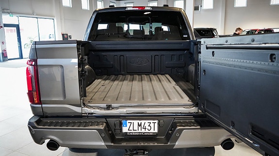 Ford F-150 9 of 30