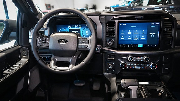 Ford F-150 16 of 30