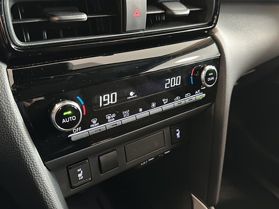 Toyota Yaris Cross 13 of 15