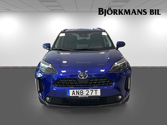 Toyota Yaris Cross 2 of 15