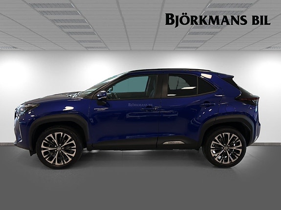 Toyota Yaris Cross 4 of 15