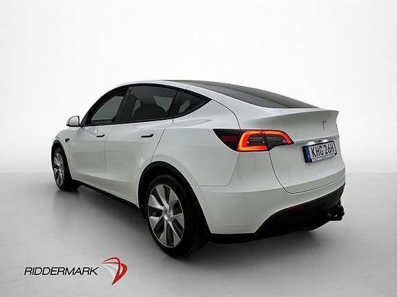 Tesla Model Y 6 of 30