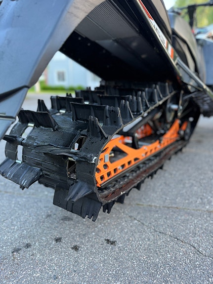 Arctic-cat M8000 LTD 2015 3 of 5